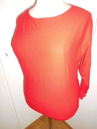 Pull rouge T. L