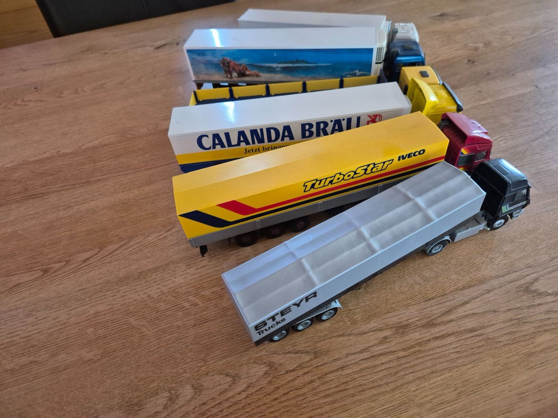 Modellbausätze & Standmodelle: Steyer Iveco Mercedes DAF Volvo – Gebraucht aus Erlenbach i. S. von Hp623 1