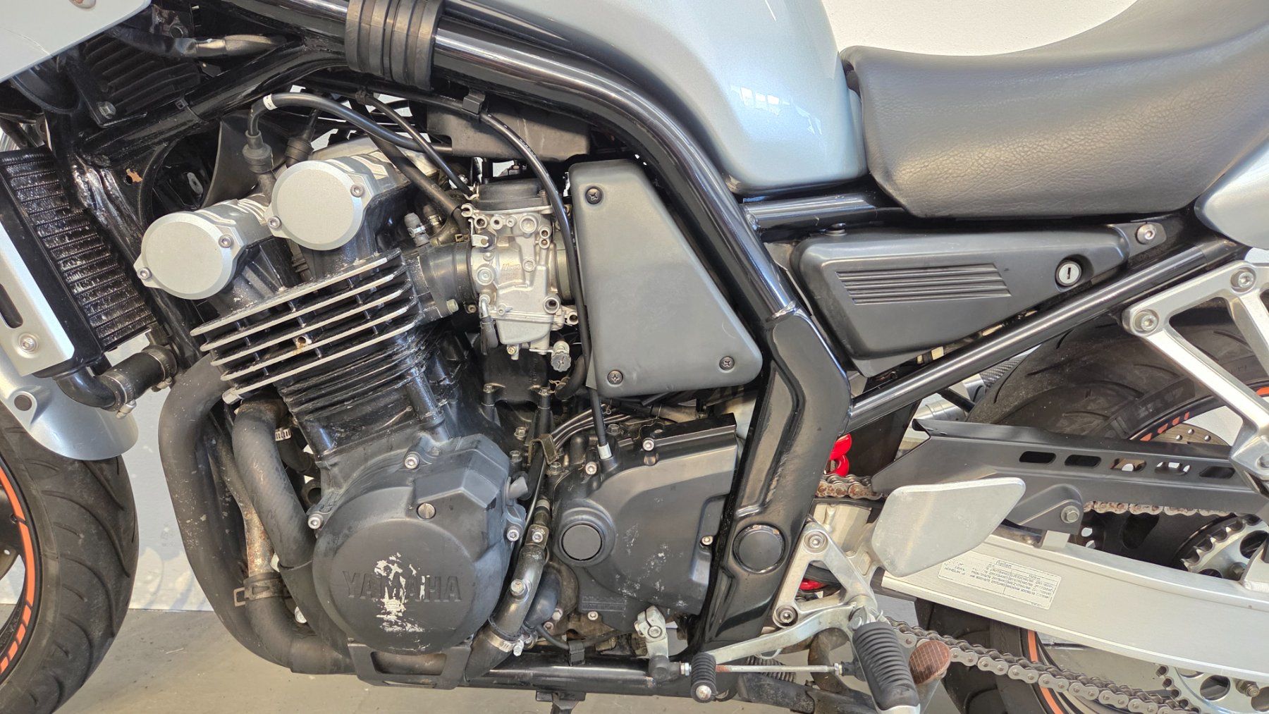 Yamaha Strasse: Yamaha FZS 600 – Gebraucht aus Tägerschen von Moto-Welt 5