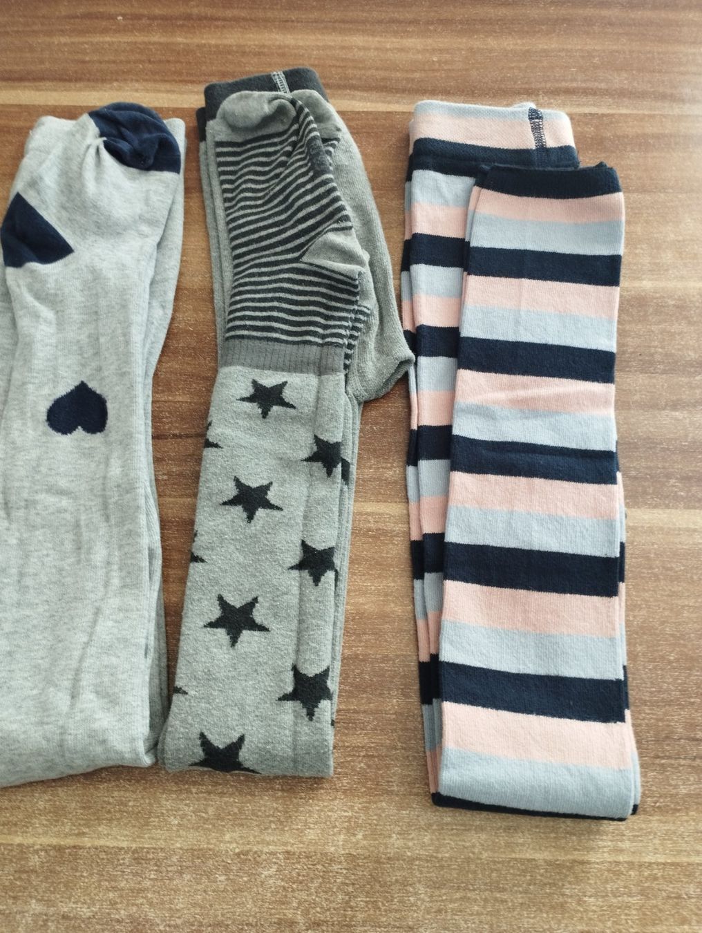 Collant & Leggings: Strumpfhosen ab Gr 128/134 – Usato da Niedergesteln venduto da Dekoat 1