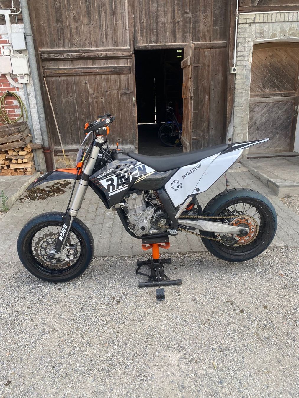 Strasse: KTM SMR – Gebraucht aus Toffen von Buzz_AG