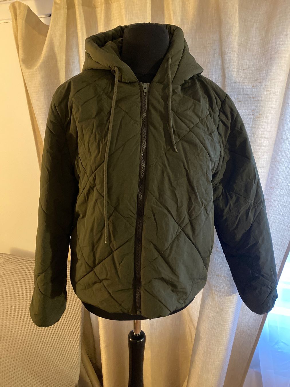 Shein Giacche: Jacke olivgrün – Usato da Horgen venduto da Aimee86