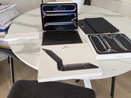 iPad Pro 11" M5 256GB Cellulaire + accessoires