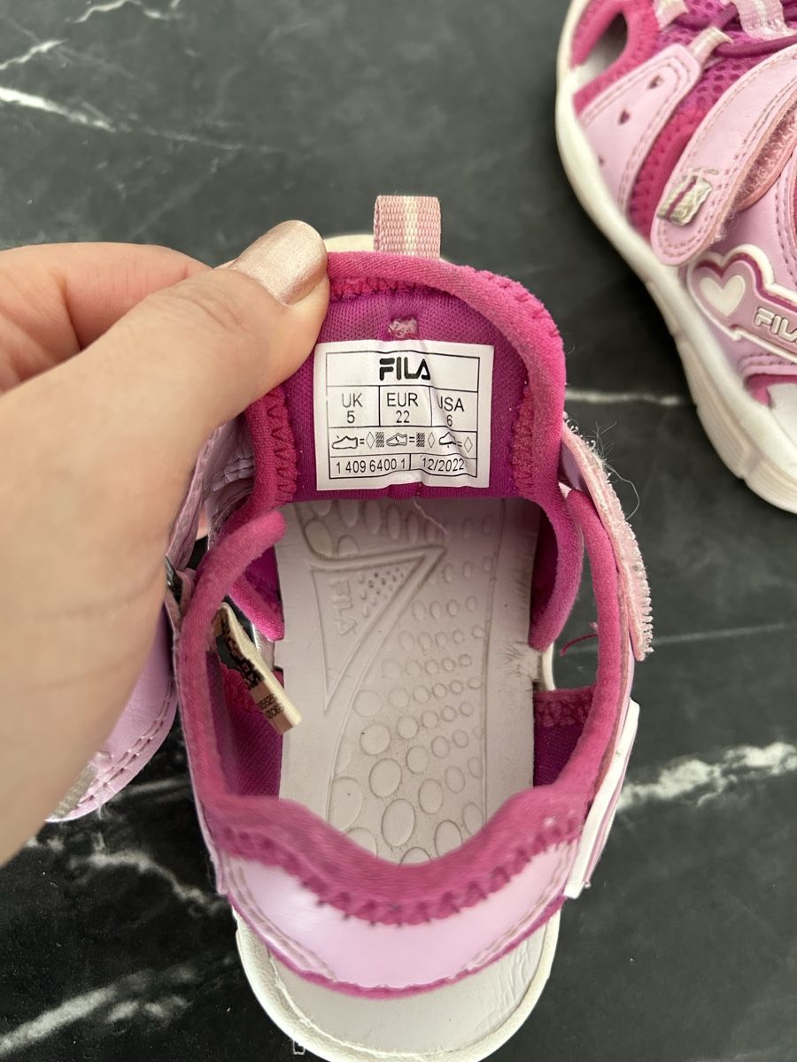 Fila Scarpe per ragazze: Fila Sandalen pink Grösse 22 – Usato da Horriwil venduto da Mel4553 3
