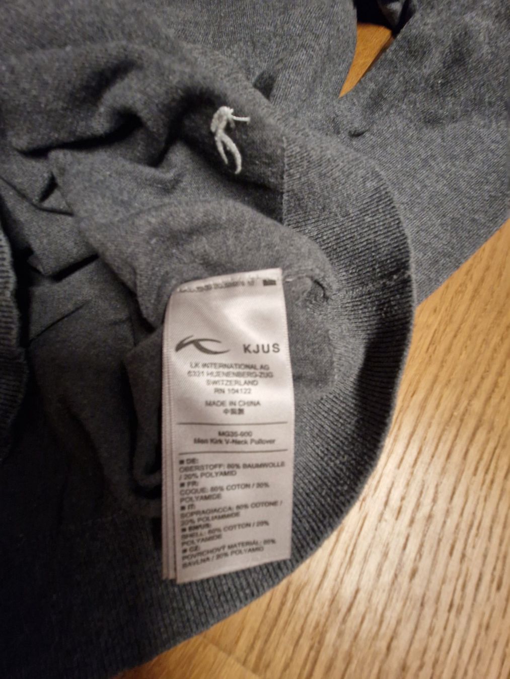 Kjus Pullover & Sweatshirts: Pullover 2 Stk. KJUS Gr. 48/S – Gebraucht aus Davos-Dorf von Bpelikan 3