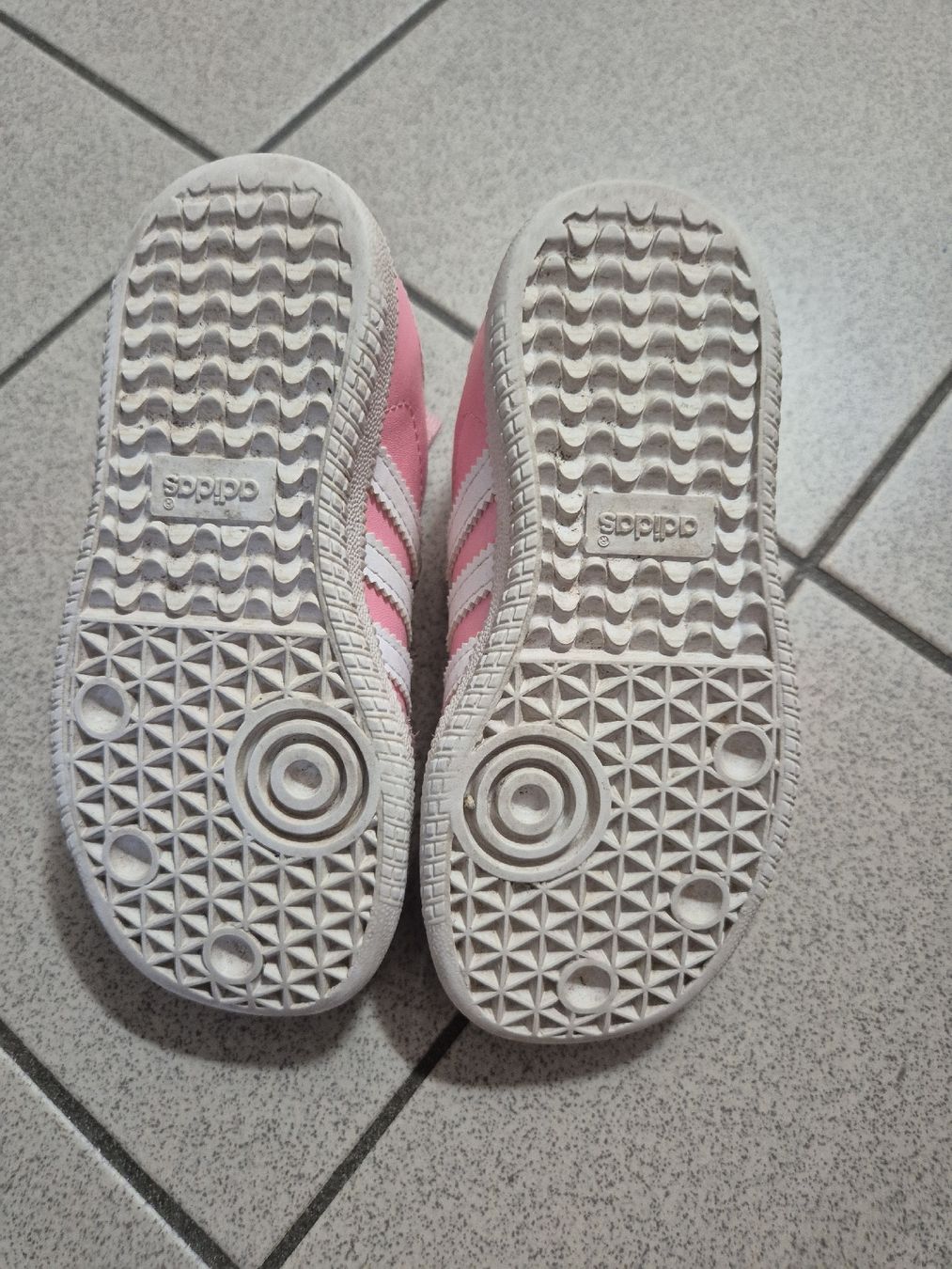 Adidas Schuhe für Mädchen: Adidas Samba pink Gr. 24 – Neu (gemäss Beschreibung) aus Villars-sur-Glâne von Thalimey 6