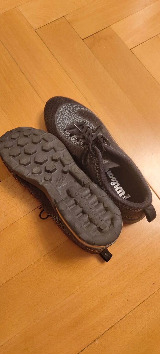 Nike Herrenschuhe: Nike Schuhe – Gebraucht aus Luzern von mel_vjd5 1