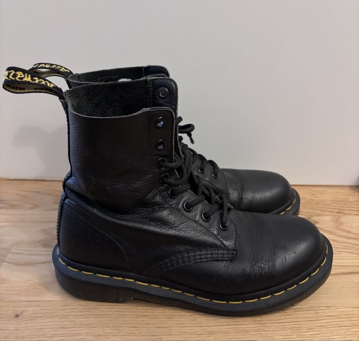 Dr. Martens Scarpe da donna: Dr. Martens 1460 Pascal Schwarz – Gr. 37 – Usato da Kriens venduto da qch_2jjy 2