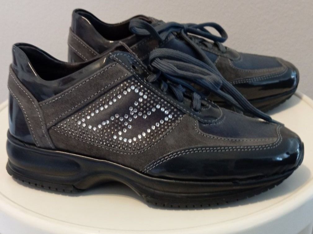 Scarpe da donna: Graue Schuhe – Nuovo (secondo la descrizione) da Brione Verzasca venduto da pulci22