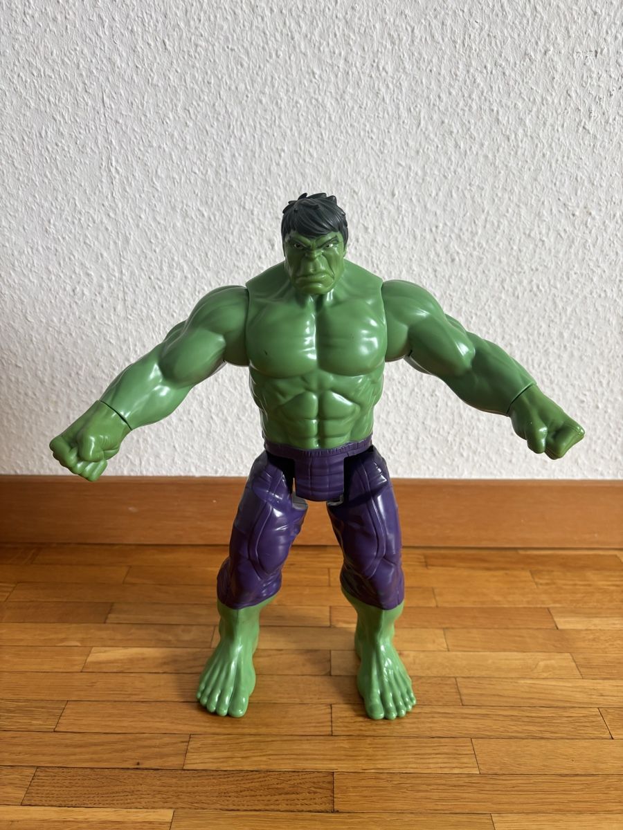 Hasbro Figurines: Avengers Hulk figurine - Hasbro – D'occasion à Chêne-Bougeries par CeliaMate