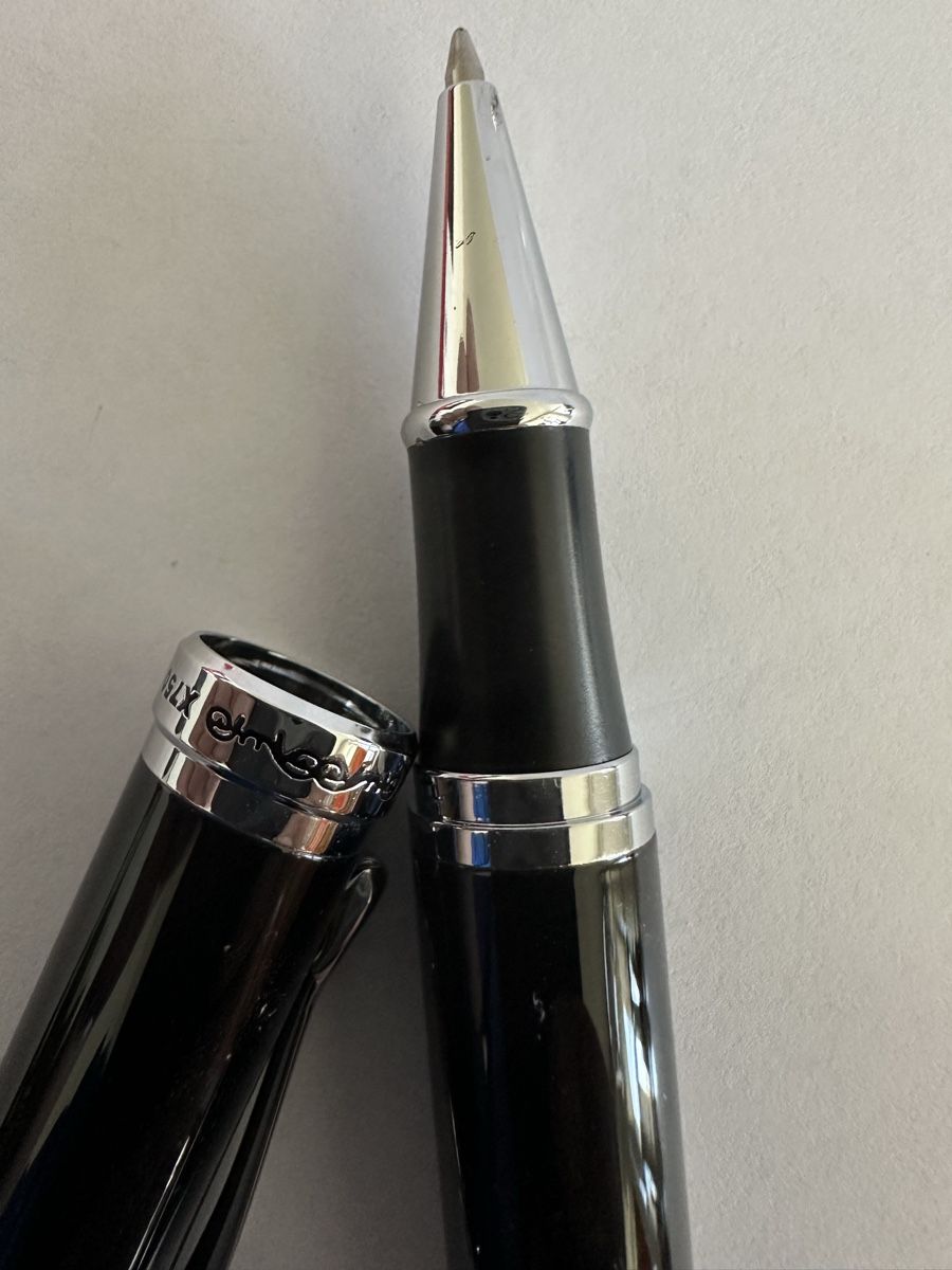 Stylos & Marker: Jinhao 750 Rollerball Schwarz Fabrik Neu – Neuf avec emballage d'origine à Kloten par digi-Galaxy 4
