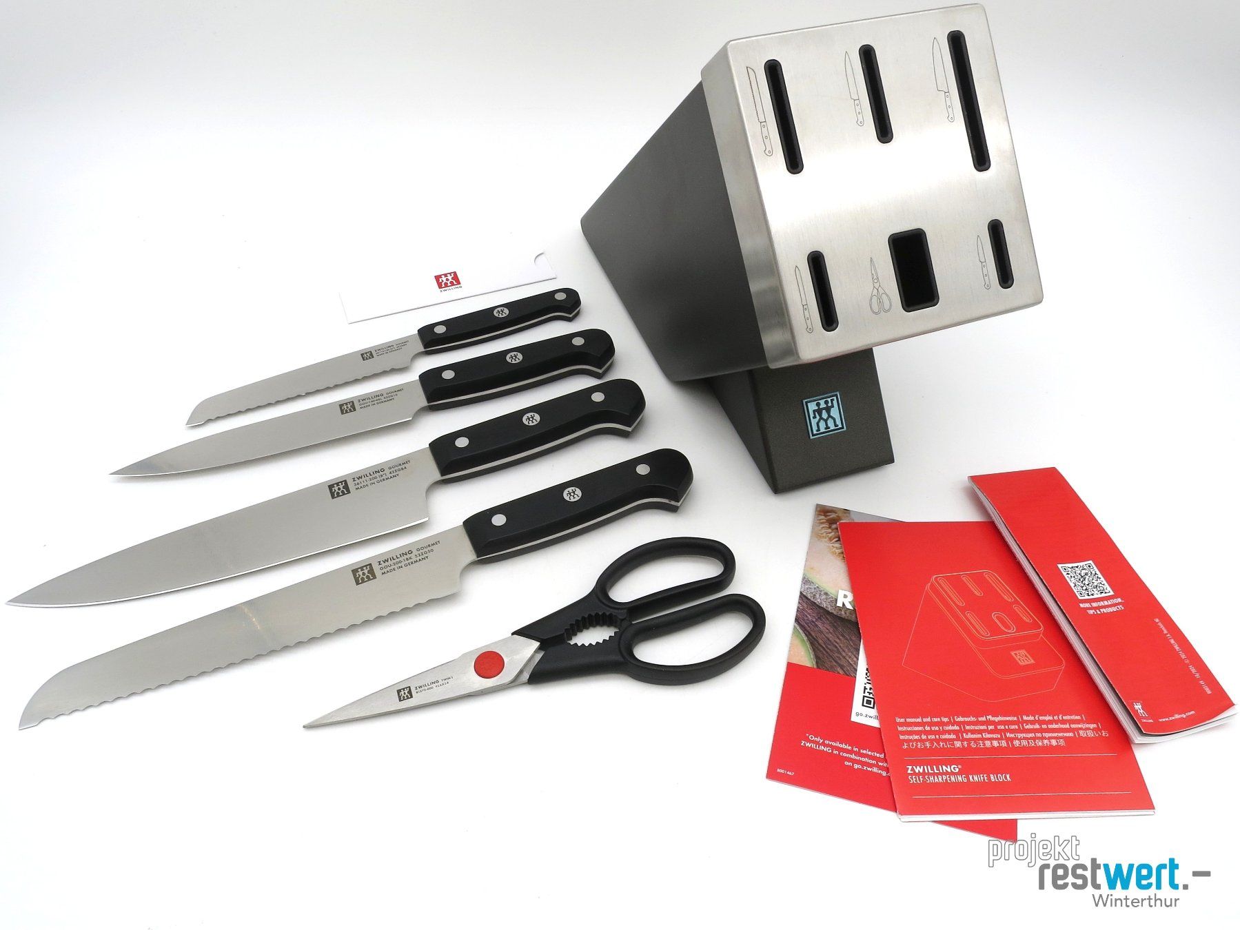 Zwilling Coltelli: ZWILLING - Selbstschärfender Messerblock-set – Usato da Winterthur venduto da Restwert_Winterthur