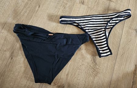 2 Bikini-Unterteile Gr. S