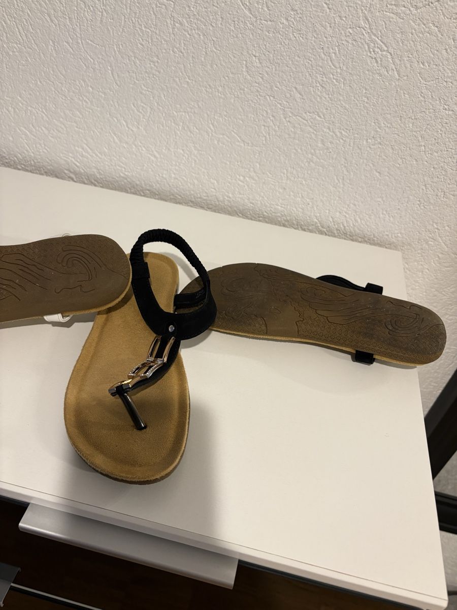 Dosenbach Damenschuhe: Sandalen – Neu (gemäss Beschreibung) aus Bülach von kittygismo 5