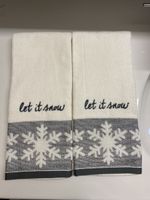 2x Christmas Towels "Let it snow" Snowflakes Winter NEW