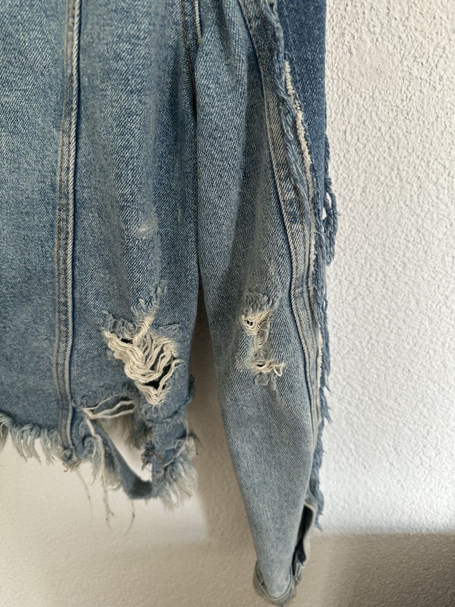 Zara Giacche: Zara Jeansjacke Grösse M, neuwertig. – Nuovo (secondo la descrizione) da Glattbrugg venduto da SMusic98 7