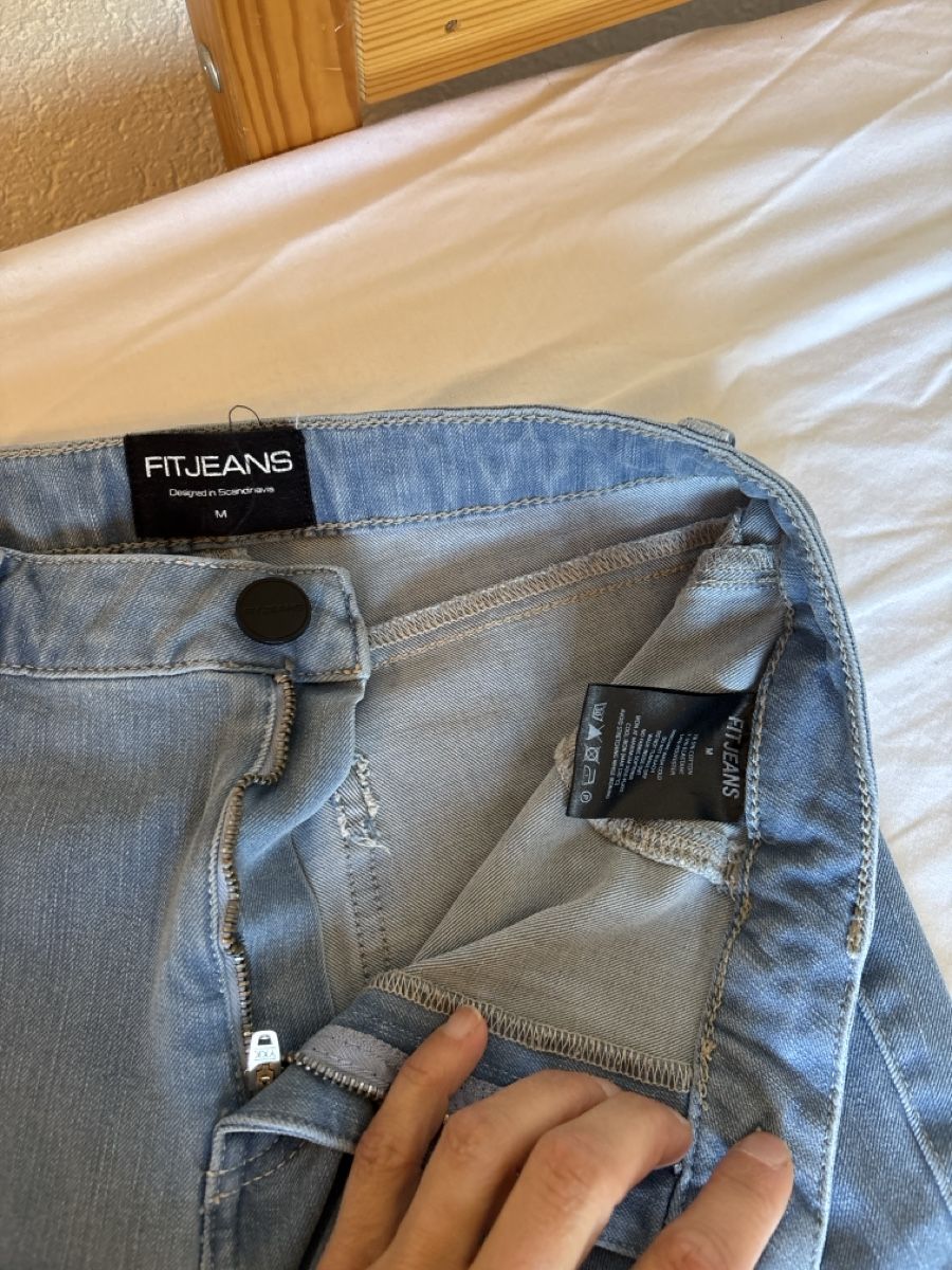 Jeans: Fitjeans M – Nuovo (secondo la descrizione) da Mönchaltorf venduto da kristy_b 1