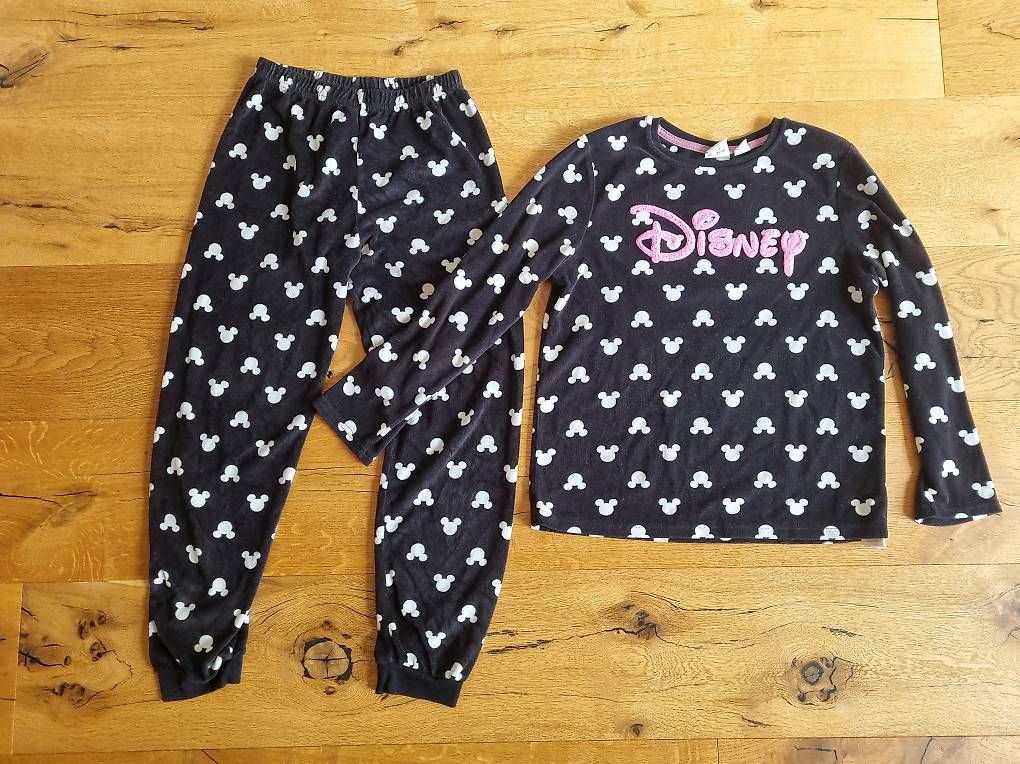 Disney Pyjamas: kuschliges Langarm Pyjama Gr.140 – D'occasion à Brütten par gupi1717 2