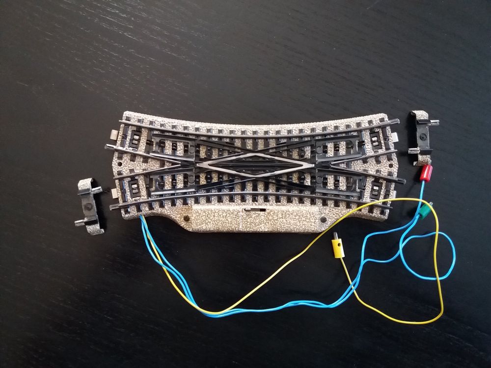 Märklin 5207, Double Crossing Turnout With Electromagnetic Drive Crossing Angle 24 Degrees