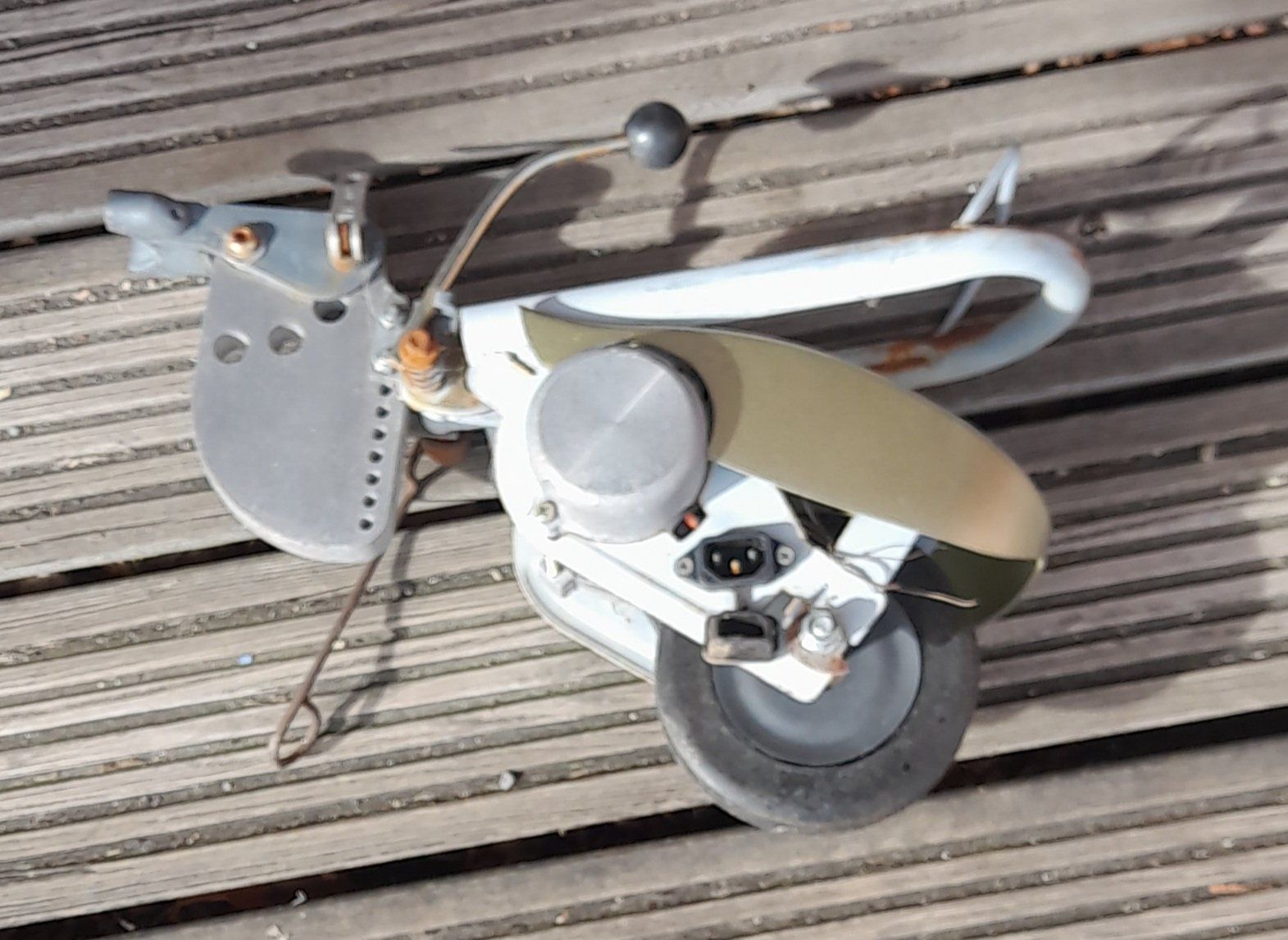 Motori: Moteur électrique pour vélo style Solex – Usato da Savigny venduto da gjaton01 7