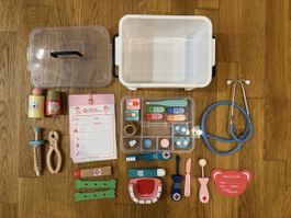 Wooden Doctor‘s case