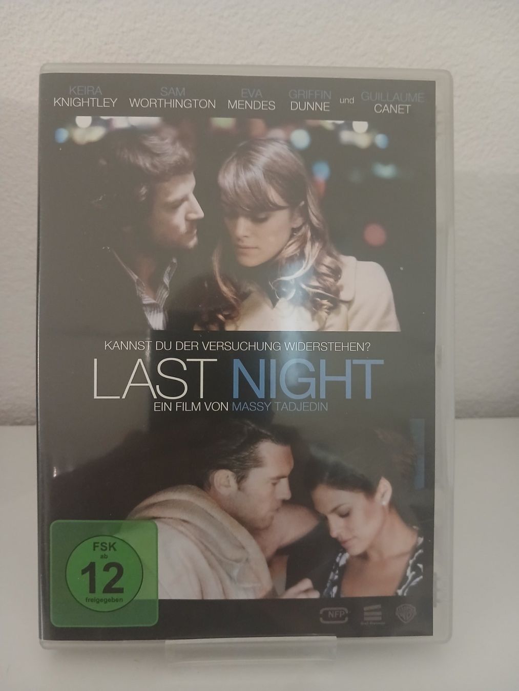 Tutti i DVDs: Last Night – Usato da St. Margrethen SG venduto da SamusAran