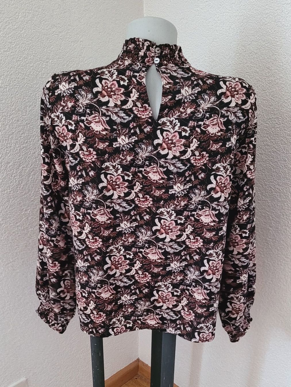 Only Blusen: Blusen Shirt ONLY Grösse 36 – Neu (gemäss Beschreibung) aus Füllinsdorf von Sunnebliemli7 2