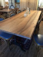 Tisch massiv Nussbaum mit Gusseisenfüssen 8 Personen