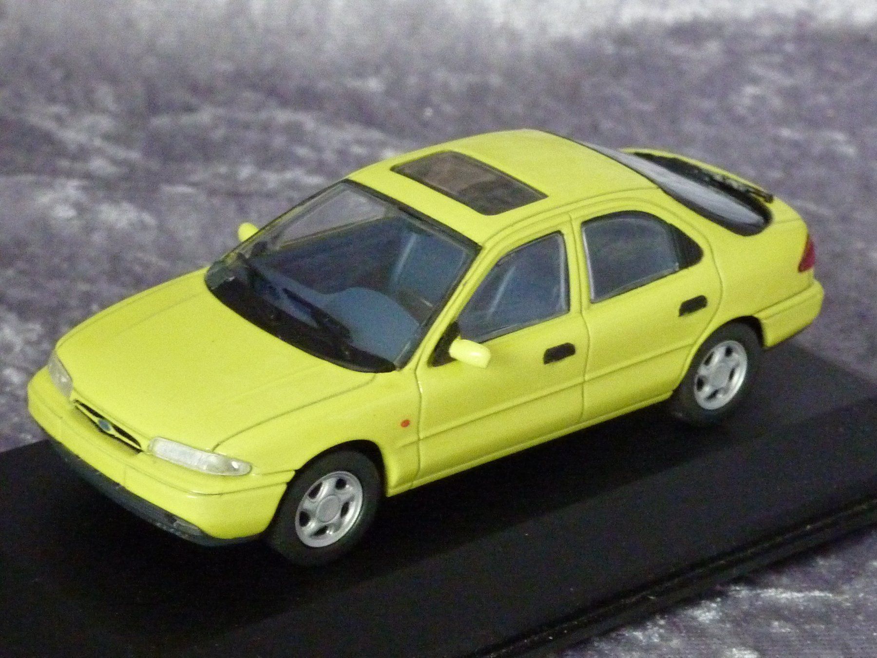 Minichamps Modellini d'auto: Ford Mondeo  1:43 – Nuovo e nell'imballaggio originale da Dürrenäsch venduto da modellautos4you 1