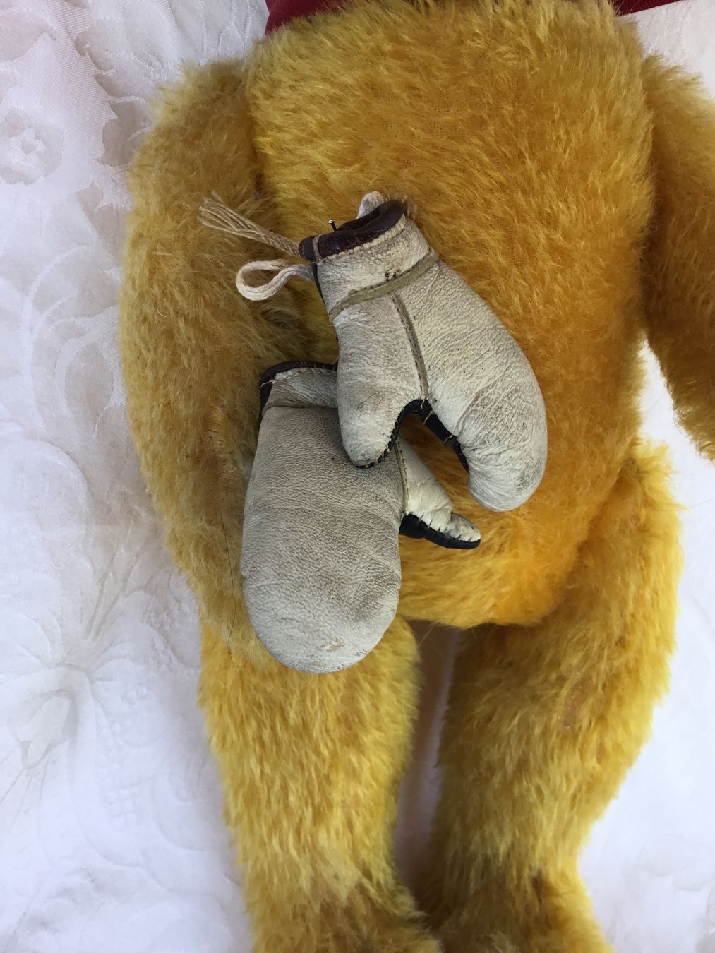 Jouets: Leder Boxhandschuhe Puppengrösse – D'occasion à St. Gallen par chamilla 9