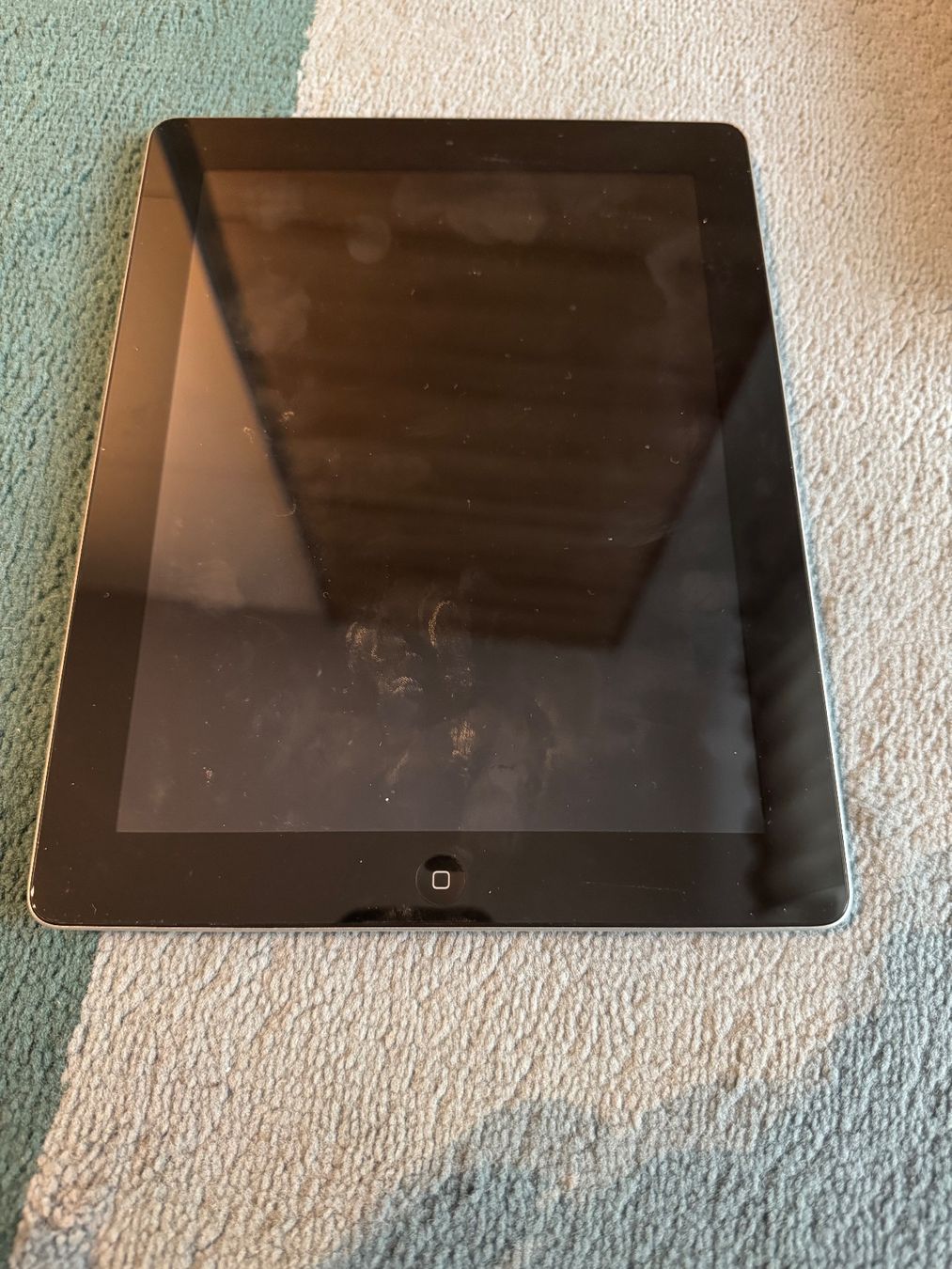 Apple Tablet PC: iPad 4 Generation – Difettoso da Adliswil venduto da Busys