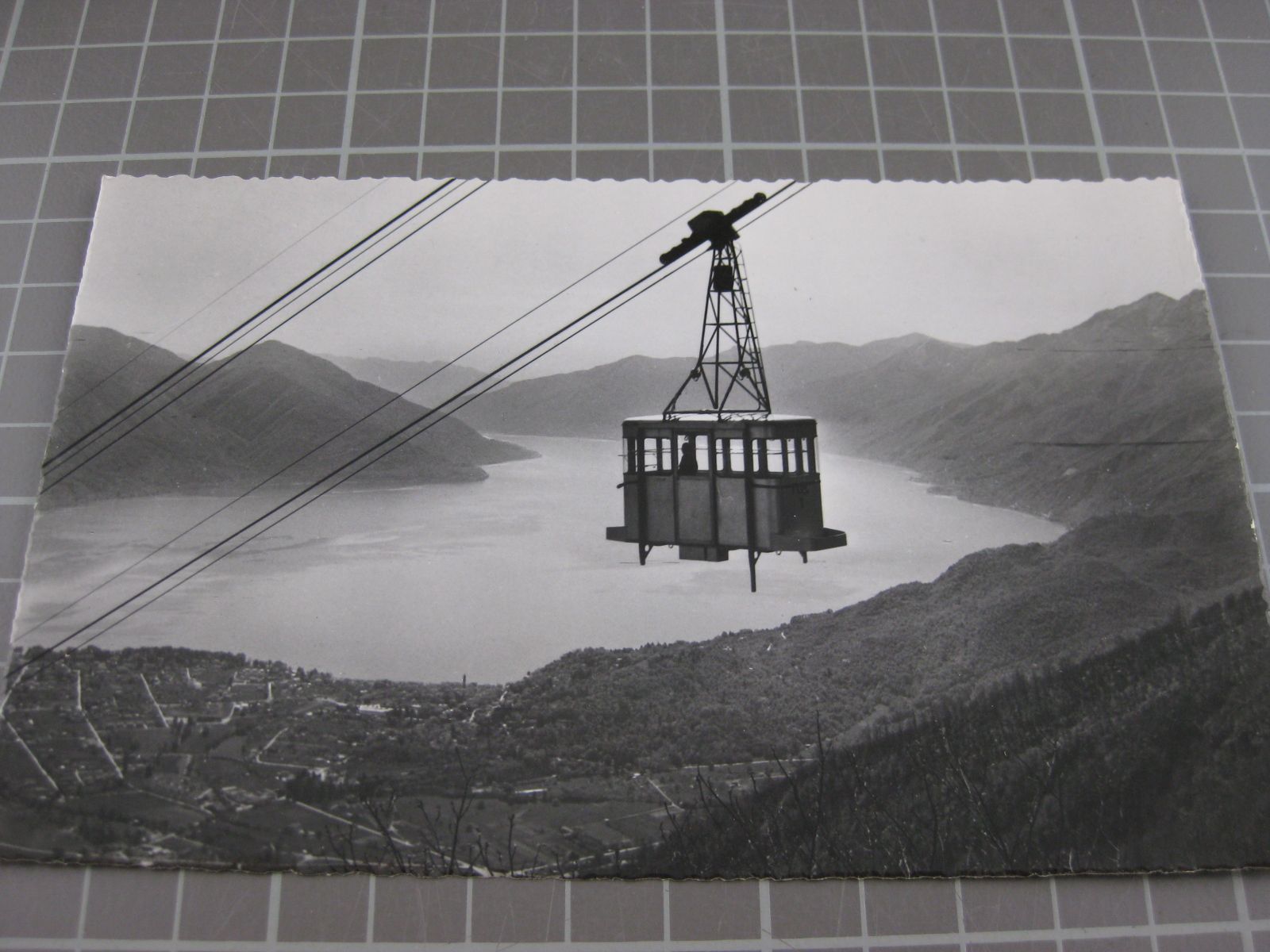 Cartoline postali: AK Locarno Orselina Cardada mit Bahn – Usato da Malters venduto da Marosko