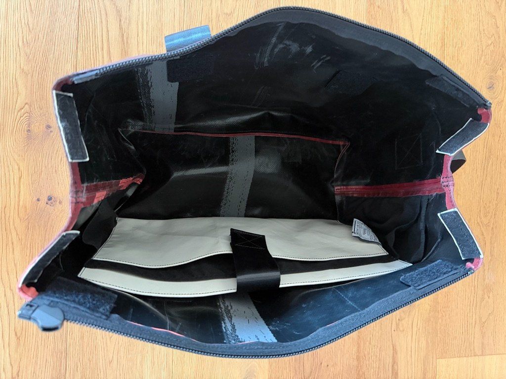 Freitag Taschen: FREITAG Tasche – Gebraucht aus Tuggen von T.A.1978 2