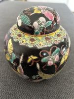 Chinese 1950s black color jar with hundreds of butterflie
