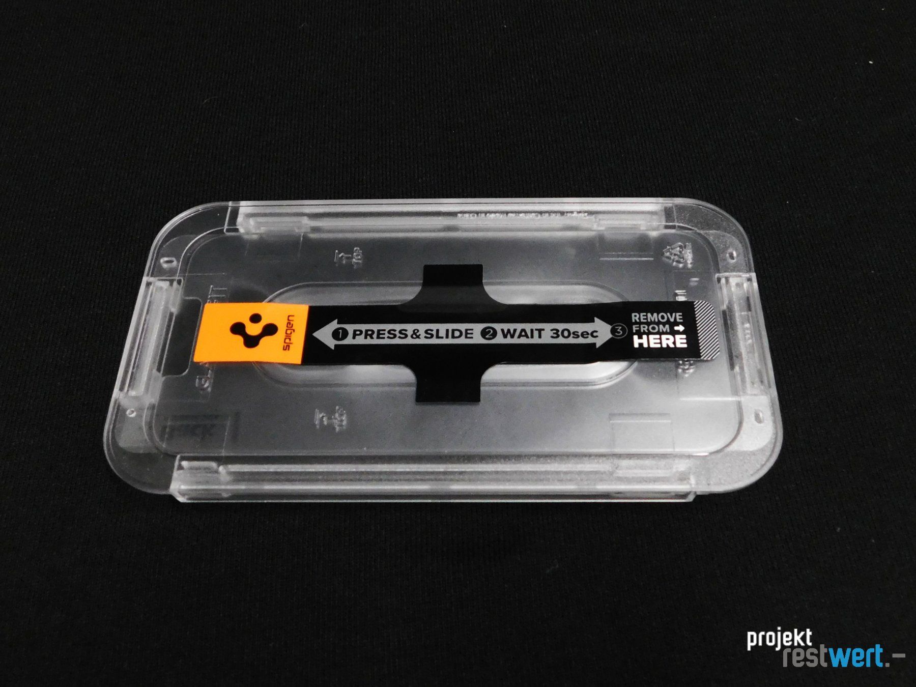Spigen Cover & Protezioni schermo: Schutzglas von SPIGEN – Nuovo (secondo la descrizione) da Bülach venduto da restwert_buelach 1