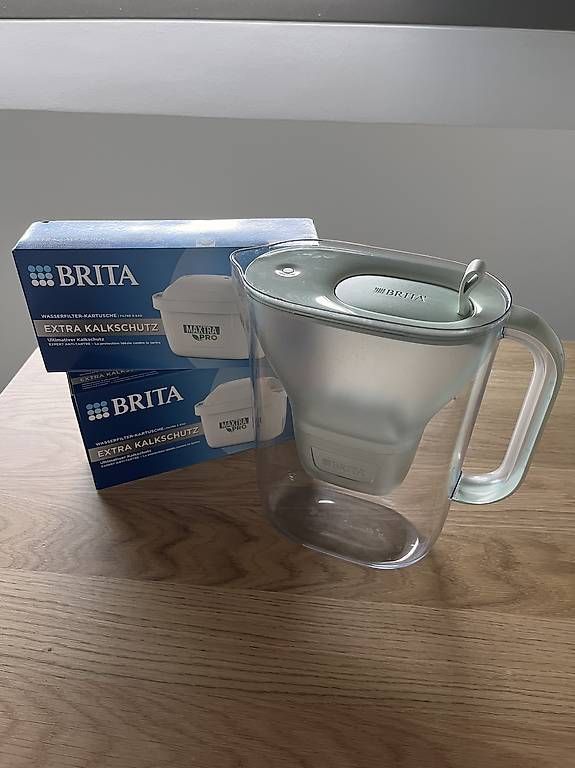 Appareils de cuisine: BRITA Tischwasserfilter Essential 2.4l Set inkl 6 Filter – D'occasion à Winterthur par pabe91