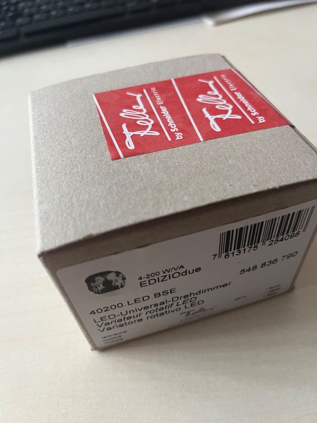Feller Interruttori: Edizio Due LED Dimmer 4-200W/VA - UP - Neu! kompl. – Nuovo e nell'imballaggio originale da Unterterzen venduto da Siola4