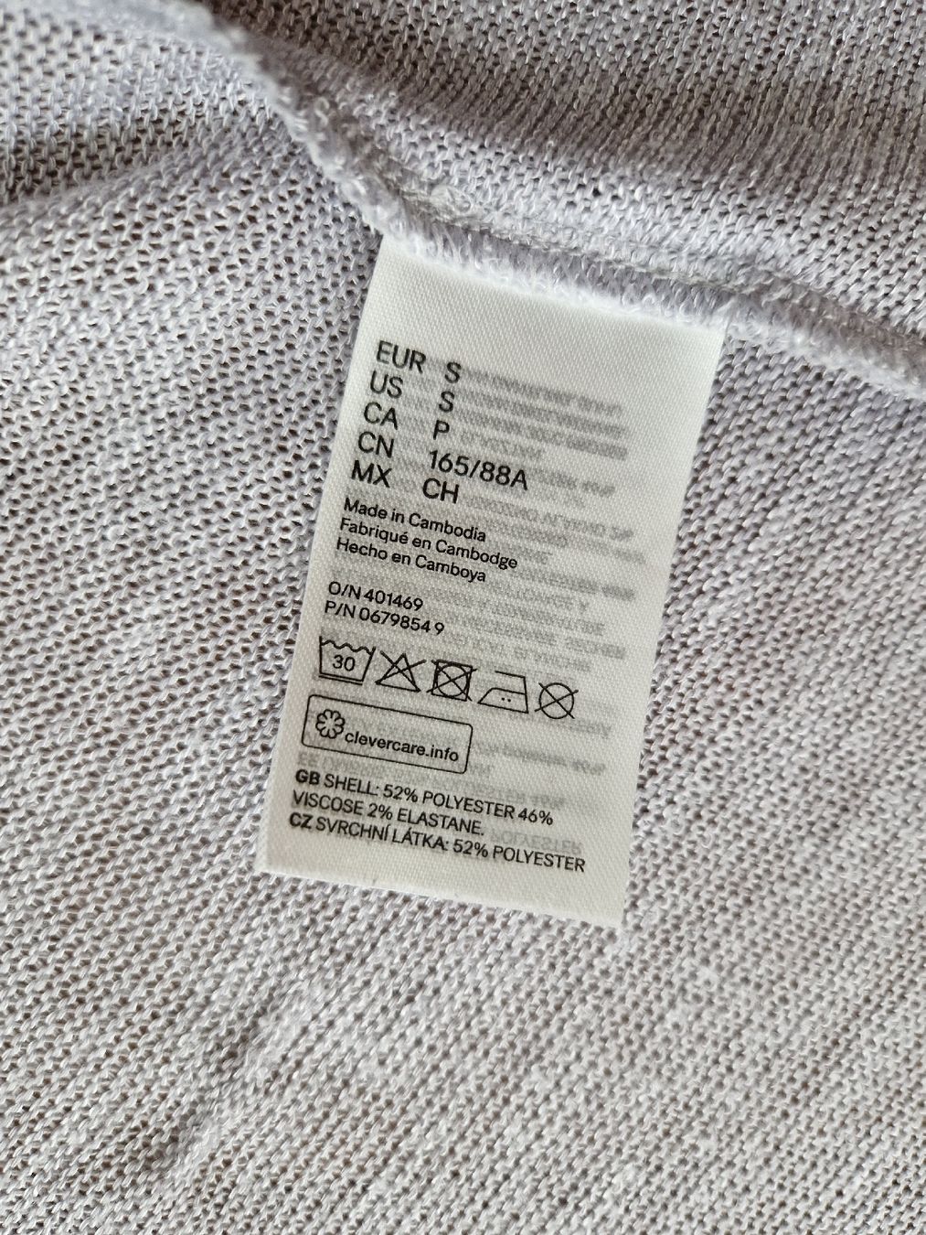 Lotti di vestiti: Tshirt und Cardigan, Gr. S – Usato da Nendeln venduto da allerliabschteszuegs 4