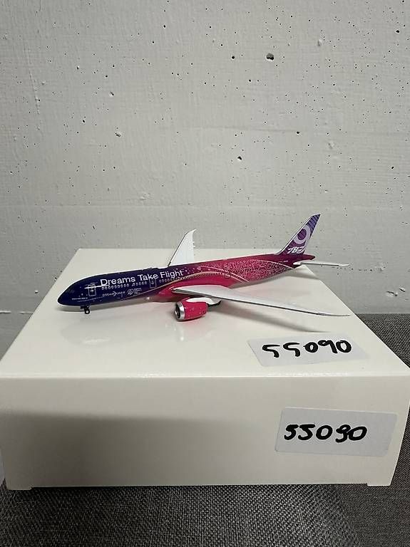 Boeing Kit di modellismo & Modellini statici: NG Model Boeing 787-9 Dreams Take Flight – Nuovo (secondo la descrizione) da Embrach venduto da ale_z5t9