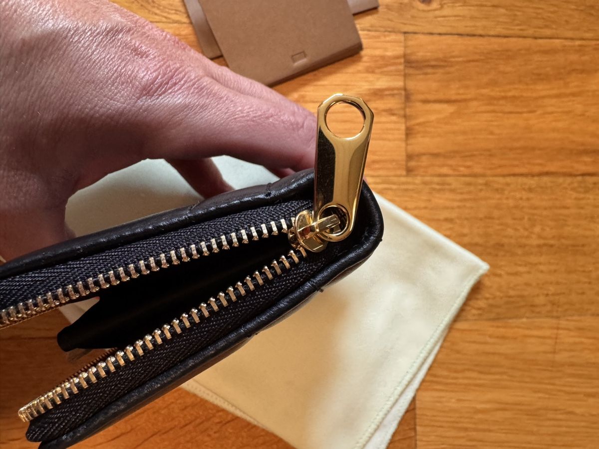 Burberry Portafogli: Burberry Lola zip wallet – Nuovo e nell'imballaggio originale da Delémont venduto da Dolcegera22 6