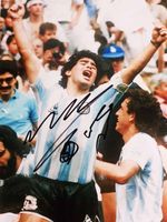 Diego Maradona - Original in-person Autogramm auf Foto