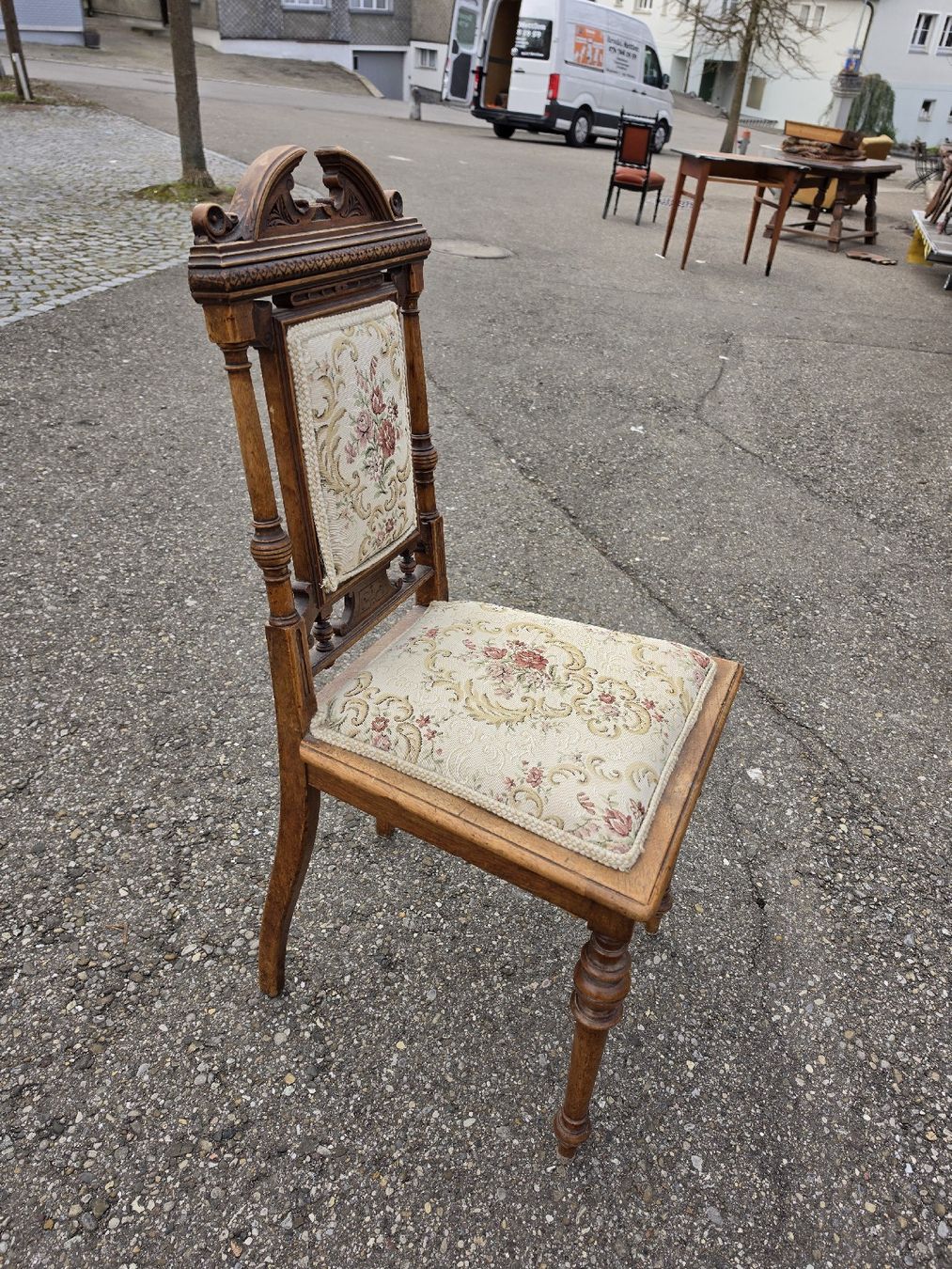 Sedie: Antiker Stuhl mit Blumenmuster - Einzigartiges Design! – Usato da Mettlen venduto da elios0888 5