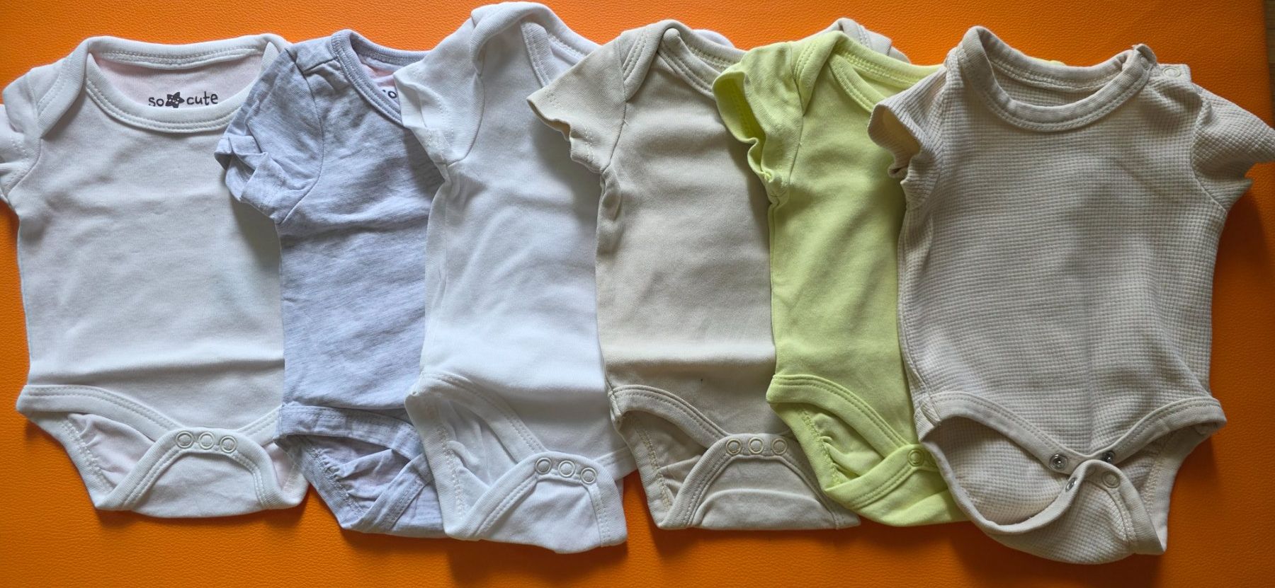 Kleiderpakete & -sets: Baby body 56 – Gebraucht aus Fällanden von sza_mwx8