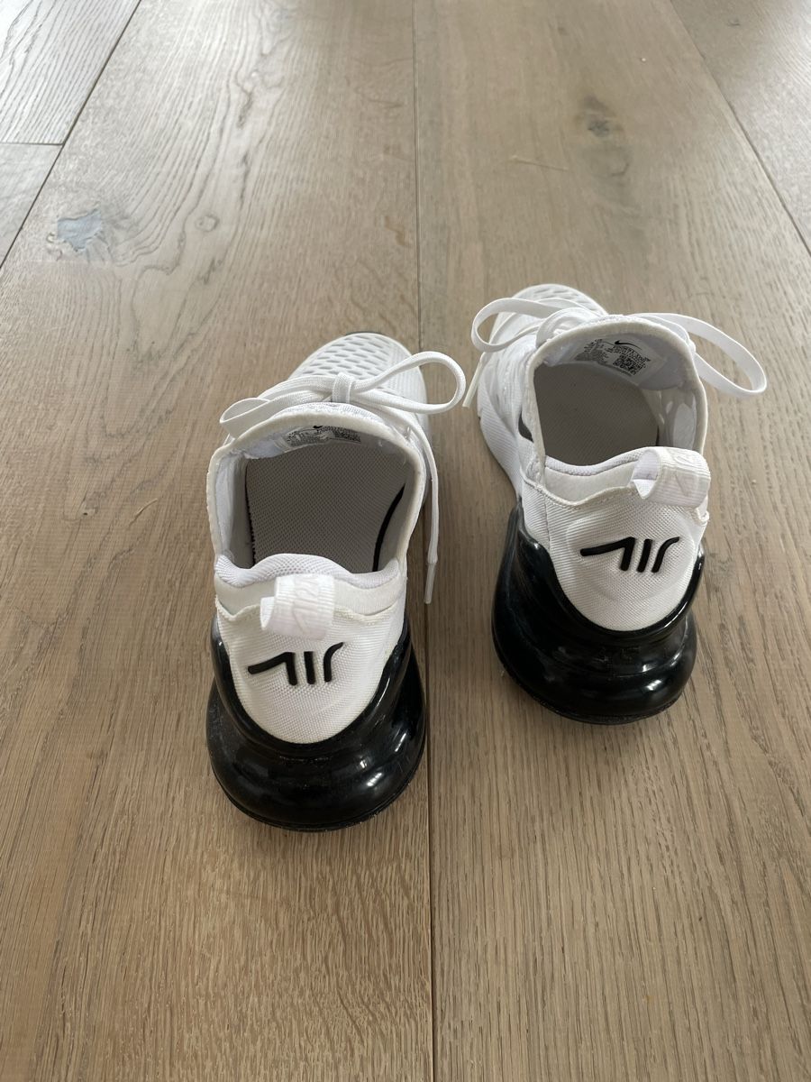 Nike Herrenschuhe: Nike Air Max Kinderschuh Gr. 35.5 – Gebraucht aus Hohenrain von Oters 1