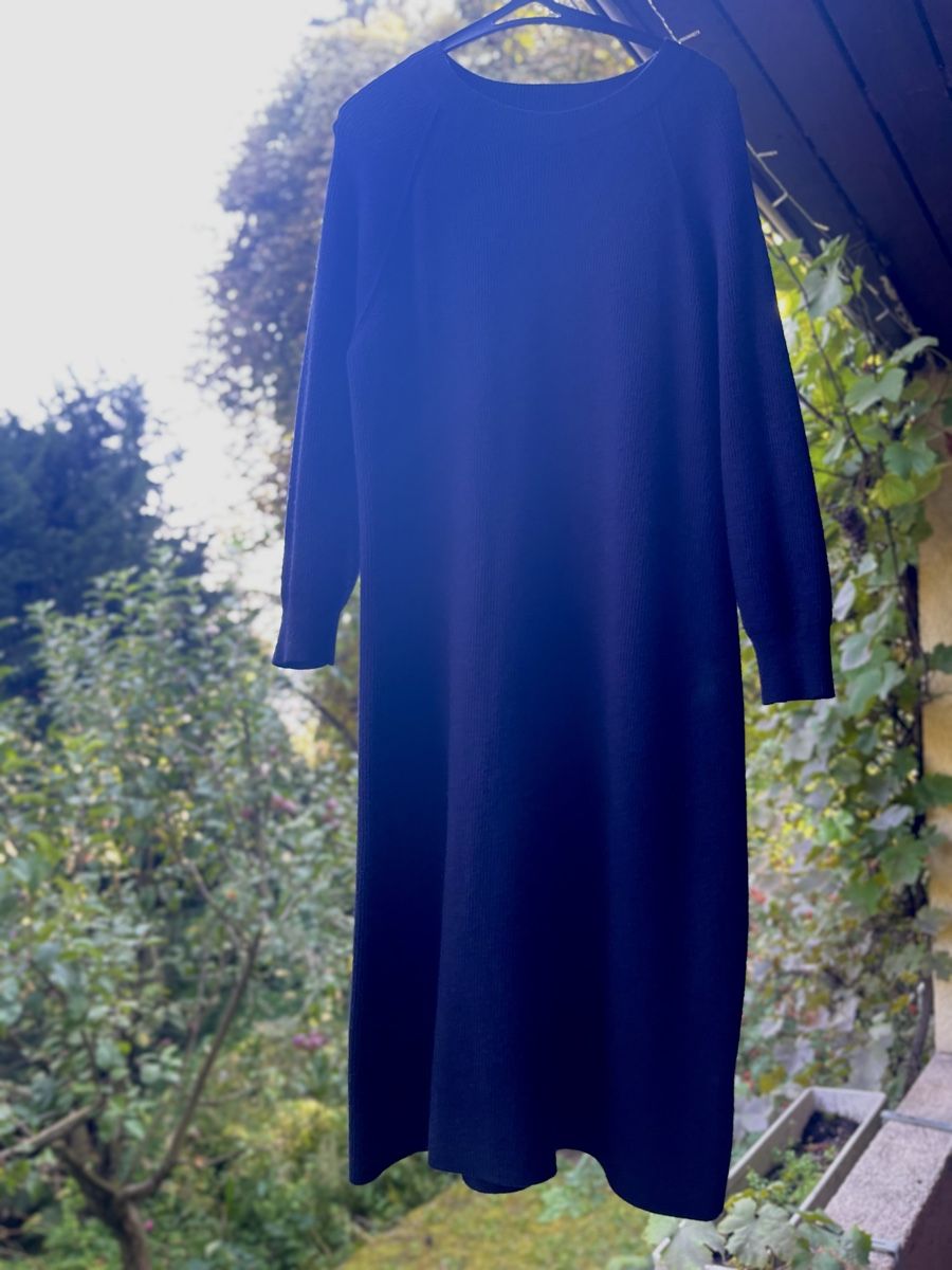 Kleider: Schwarzes Kleid / Strickkleid, Grösse L – Gebraucht aus St. Gallen von lfs_nxl8 2