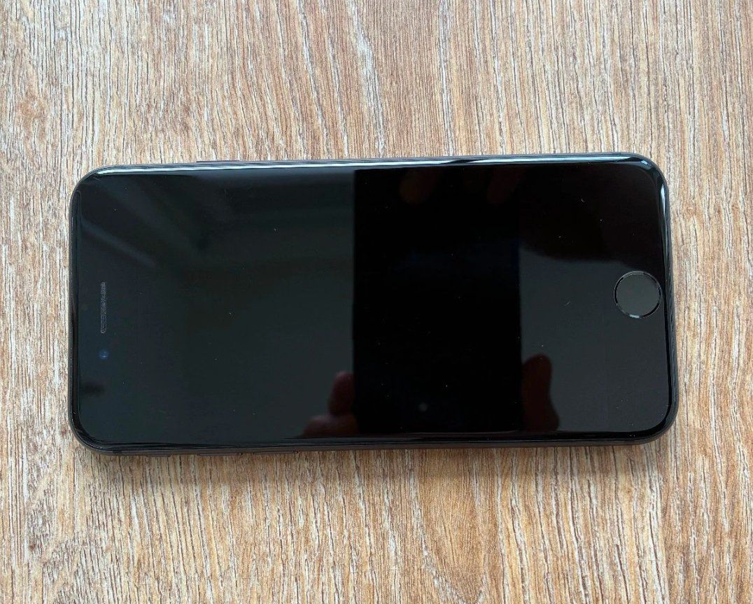Apple Telefoni cellulari / Smartphones: Iphone 8 (64GB) Akku 100% – Usato da Luzern venduto da Waince786 2