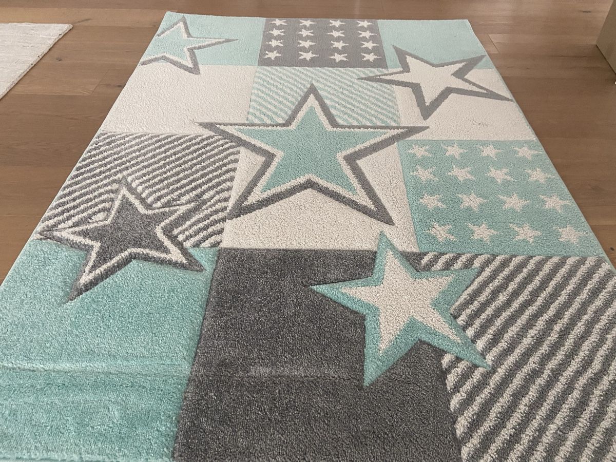 Tappeti: Teppich Sterne Mint/Grau – Usato da Birmenstorf AG venduto da jokerit02 2