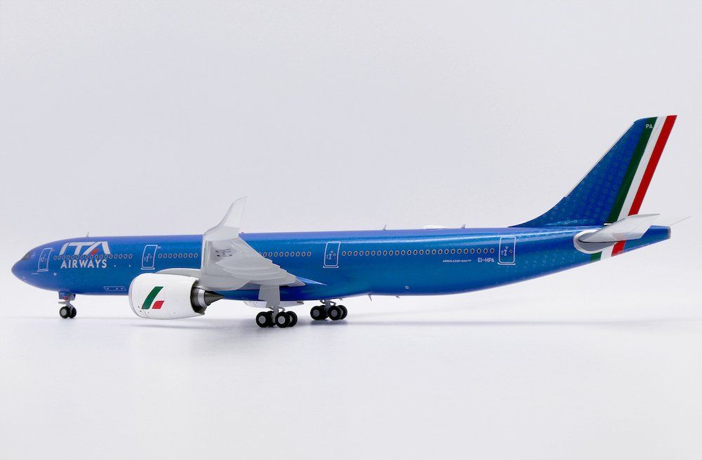 Edelweiss Kit di modellismo & Modellini statici: A330-900neo ITA – Nuovo e nell'imballaggio originale da Morges venduto da iljamuromez 4
