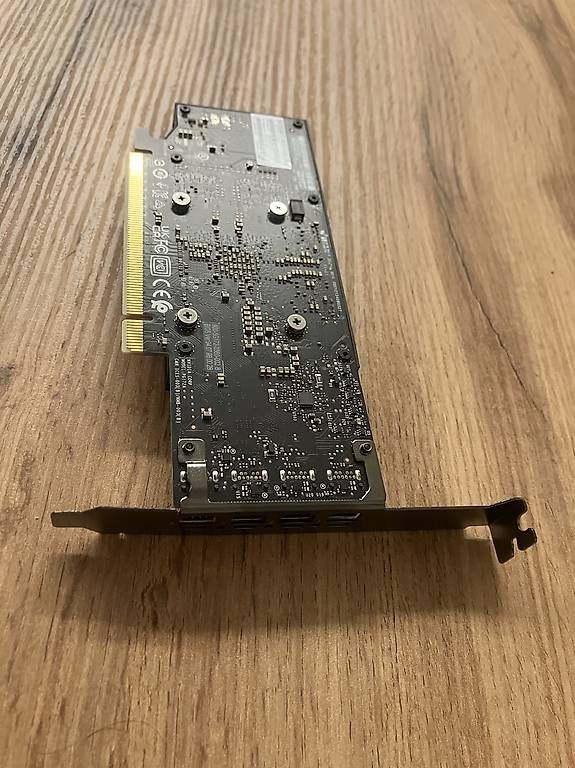 Schede grafiche: NVIDIA RTX A400 4GB Grafikkarte – Nuovo (secondo la descrizione) da Roggliswil venduto da BSS95 2