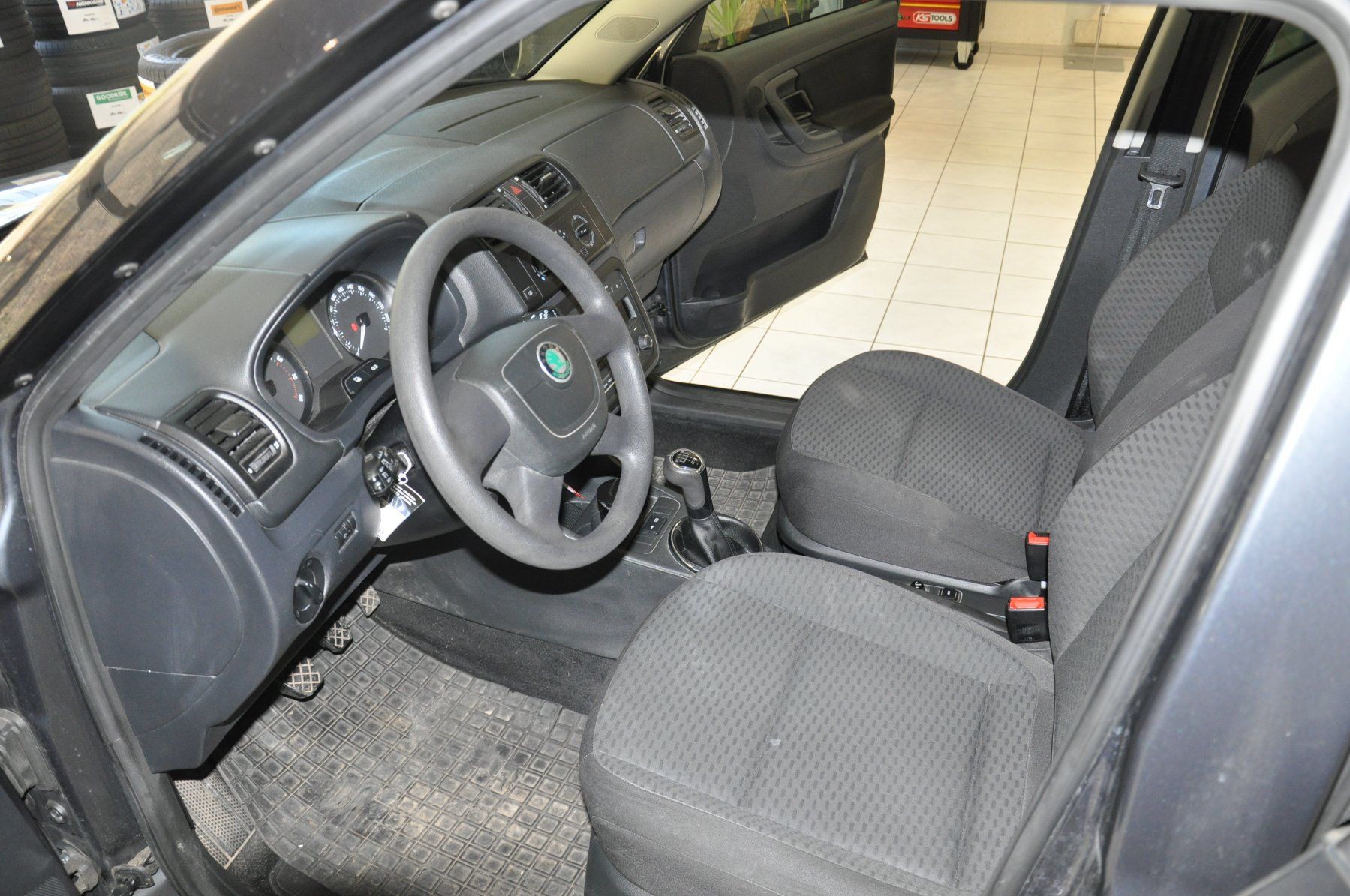 Skoda Autos: "Schnäppchen" Skoda Fabia Combi 1.2TFSI "Blechschaden" – Gebraucht aus Tecknau von Garage_St.Buser 6